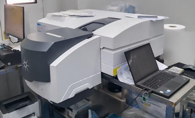 Cary7000测试分光光度计